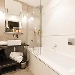 Hotel Plaza Madeleine & 4*