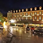Plaza Madeleine & Hotel