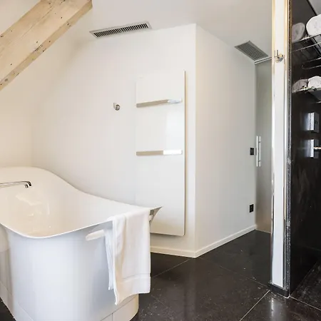 Plaza Madeleine & Sarlat-la-Canéda