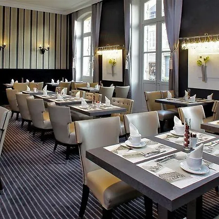 Plaza Madeleine & Hotell 4*