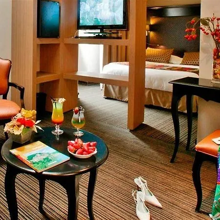 فندق Plaza Madeleine & سارلا لا كانيدا