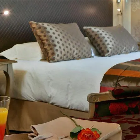 فندق Plaza Madeleine & 4*