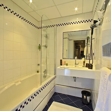 Plaza Madeleine & Sarlat-la-Canéda