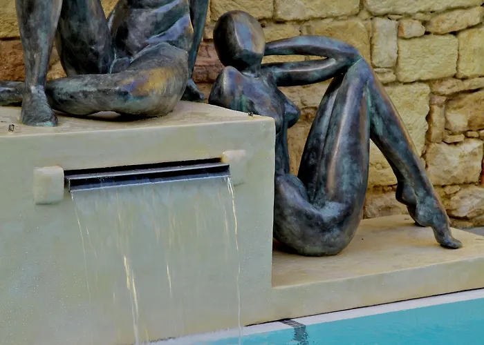 Hotel Plaza Madeleine & 4*