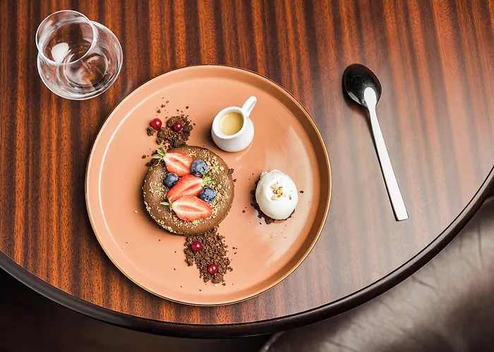 Hotel Plaza Madeleine &