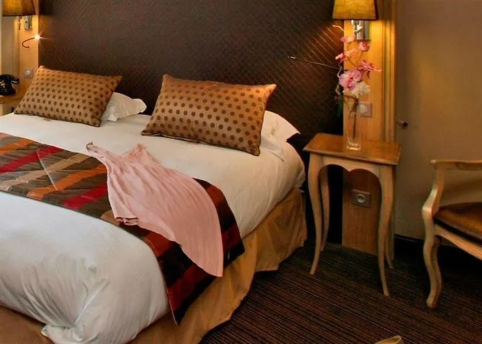 Plaza Madeleine & 4* Sarlat-la-Caneda